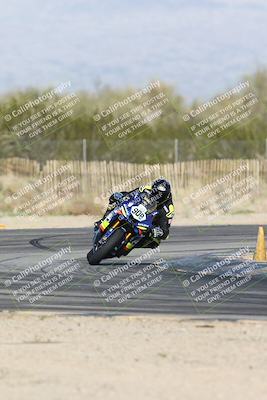 media/Jan-15-2026-Racers Edge (Thu) [[dfebeb70ab]]/2-A Group/Session 5 Turn 2/